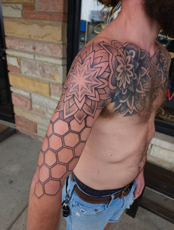 Black Mast Tattoo Parlour